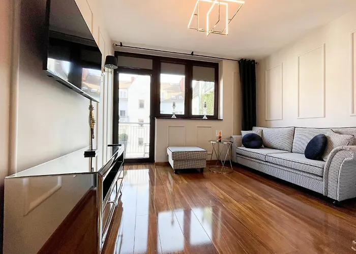 U In Old Town Apartment